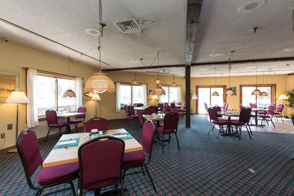 Commodores Inn Stowe Bagian luar foto