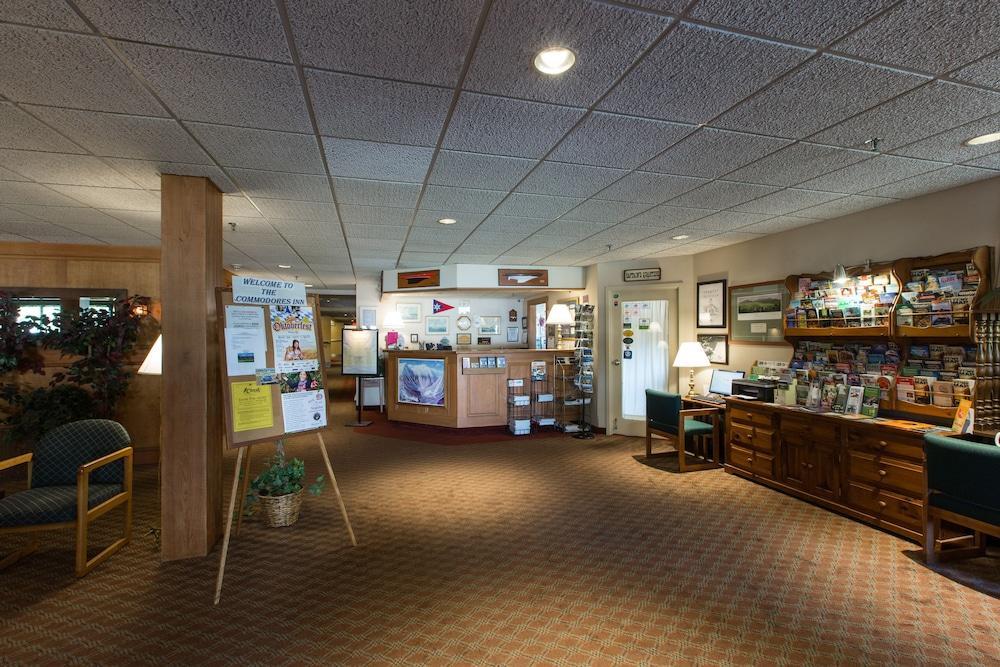 Commodores Inn Stowe Bagian luar foto