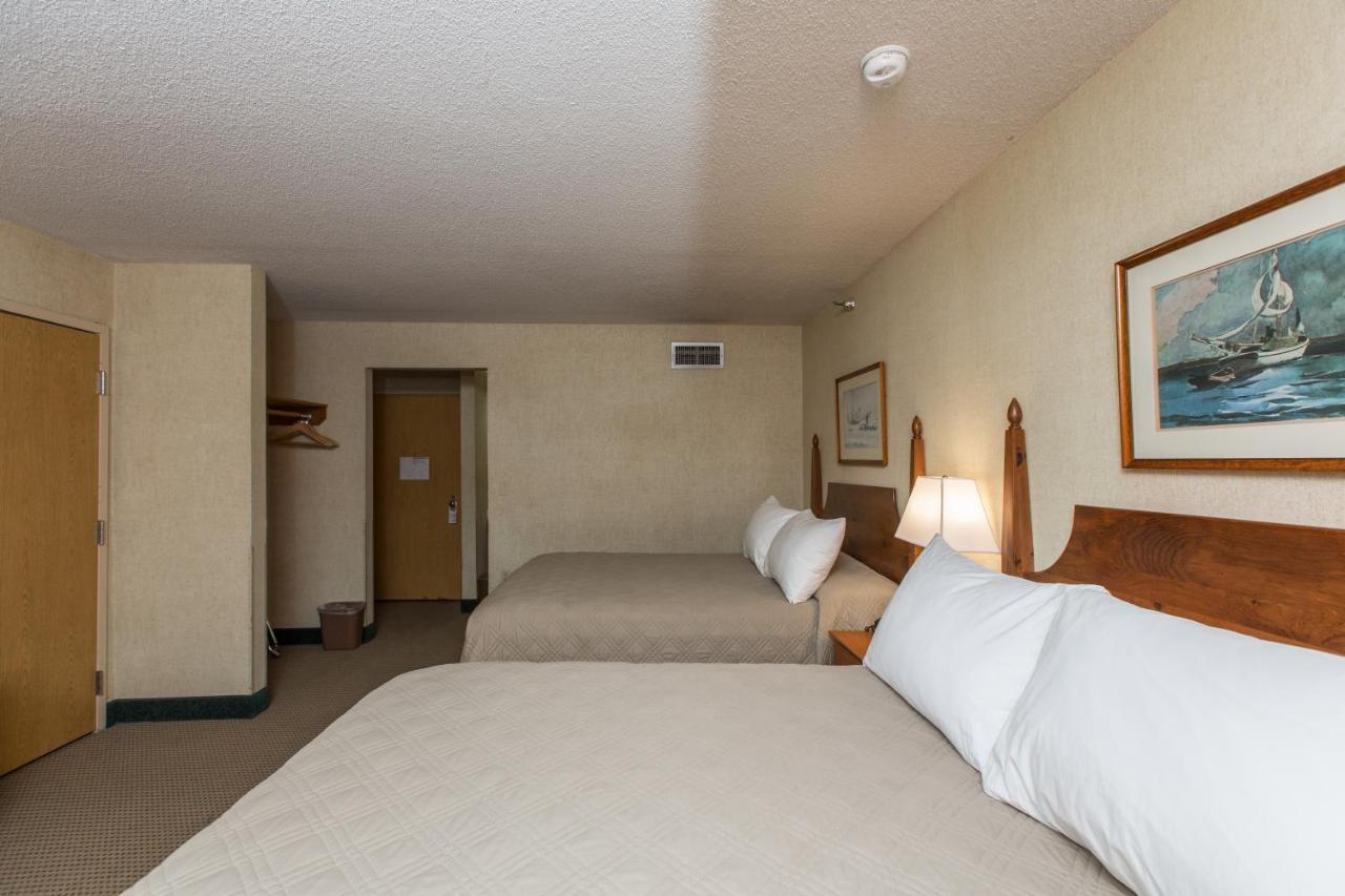 Commodores Inn Stowe Bagian luar foto
