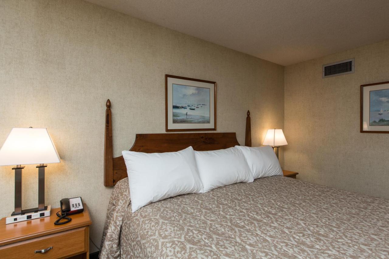 Commodores Inn Stowe Bagian luar foto