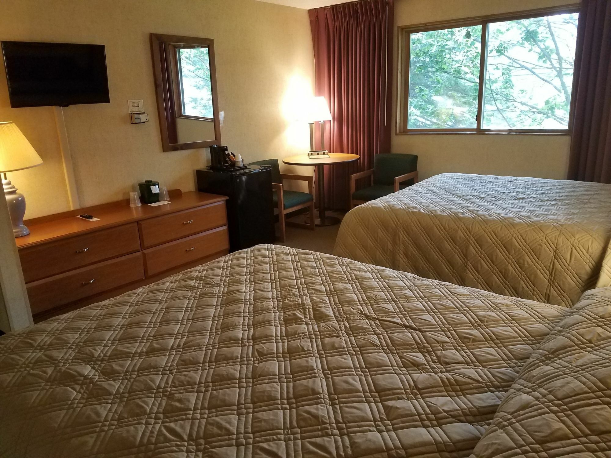 Commodores Inn Stowe Bagian luar foto